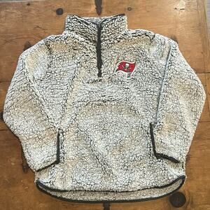 Woman’s Gray Fluffy NFL Sweatshirt X-Large Tampa Bay Buccaneers